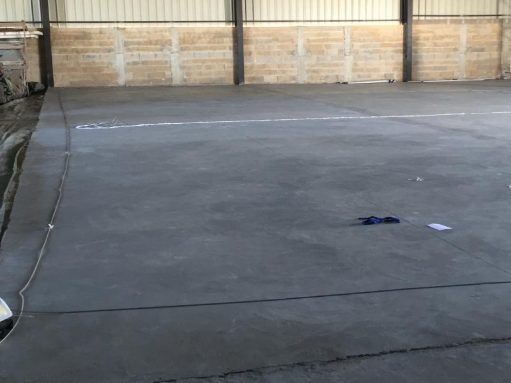 Hangar avant décoration.