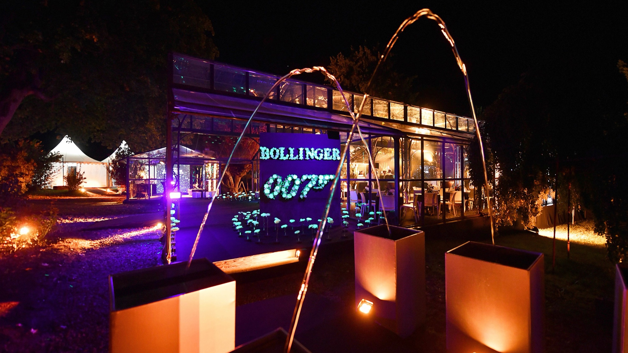 Soirées James Bond dans les jardins de Bollinger après
