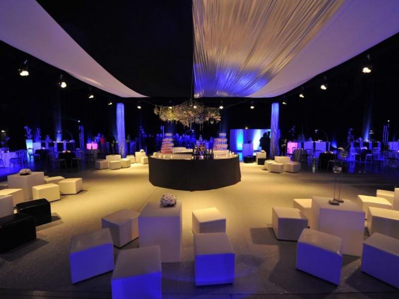 Soirée "BOND" 2011 Champagne Bollinger Organisation complète 1600 personnes
